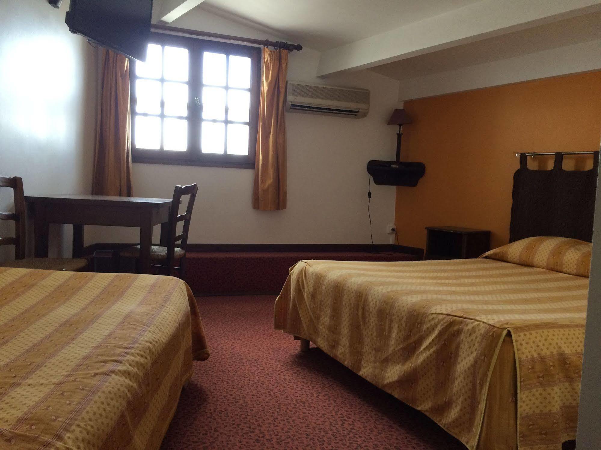 Hotel Le Fangassier 2*